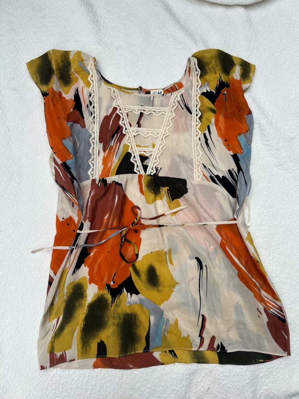 Anthropologie Edmé & Esyllte 100% Silk Abstract Print Lace Trim Top Size 4